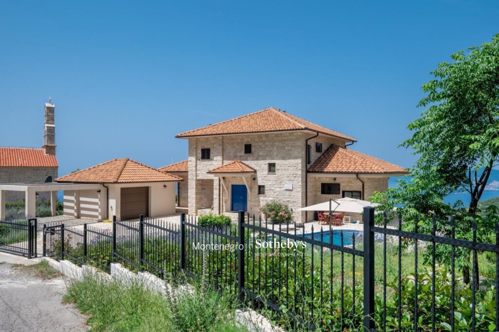 24-Budva-Tudorovici-villa-with-an-outdoor-swimming-pool-and-a-panoramic-sea-view-min-1536×1022
